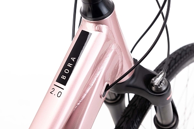 krosovy-damsky-bicykel-bora-2-0-2026-d3